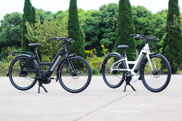 Trottinette électrique ou vélo électrique : quel est le meilleur choix pour vos trajets urbains ?