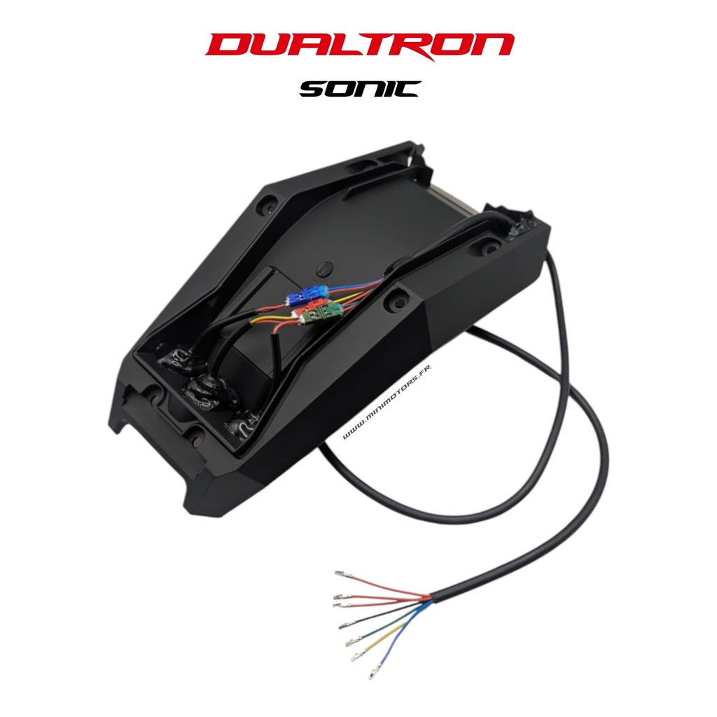 Garde-boue arrière noir avec feu intégré pour Dualtron Sonic